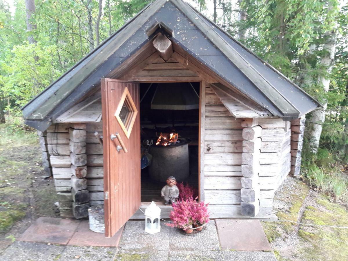 Private Lakeside Holiday Property In Nature Kankaanpää 外观 照片